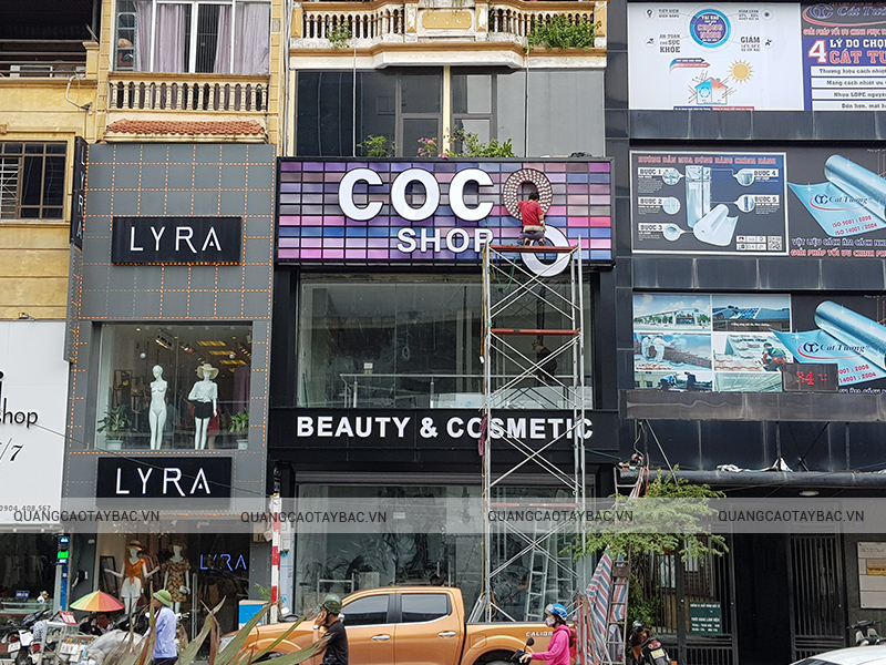 Thiết kế & thi công biển quảng cáo mỹ phẫm COCO SHOP
