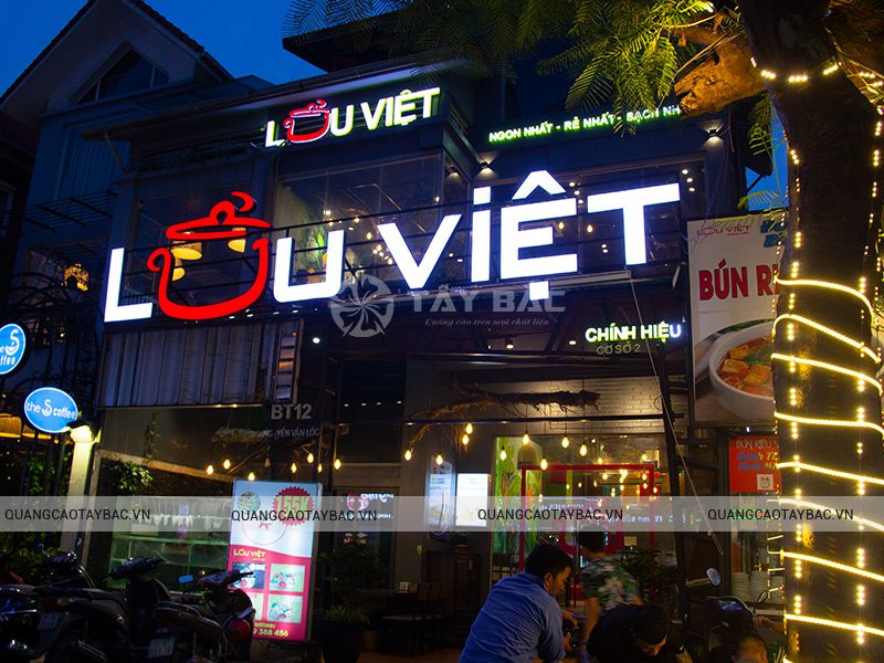 Biển quảng cáo nhà hàng Lẩu Việt