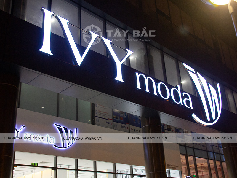 Biển quảng cáo shop thời trang IVYmoda