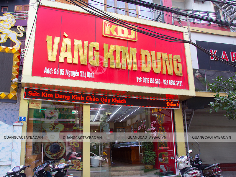 Biển quảng cáo tiệm vàng Kim Dung