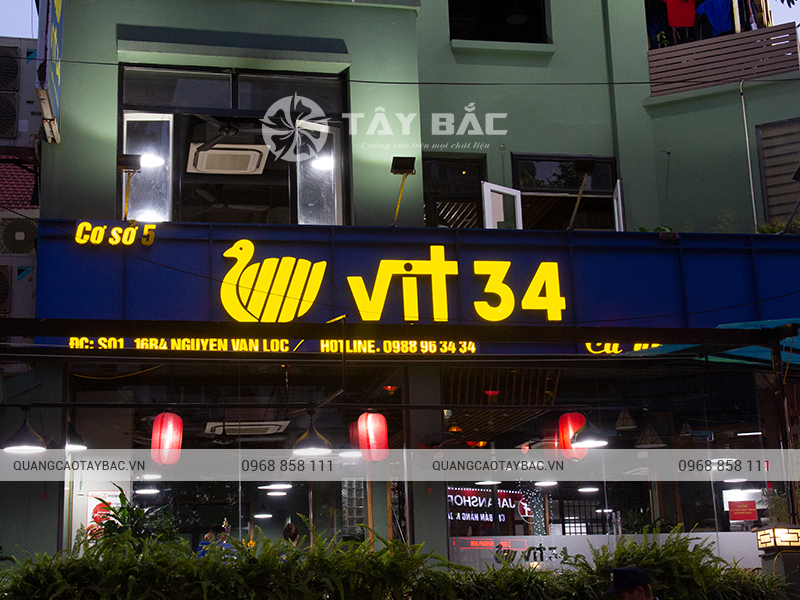 Biển quảng cáo nhà hàng Vit 34