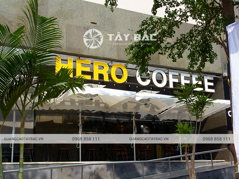 Biển quảng cáo hero Cafe